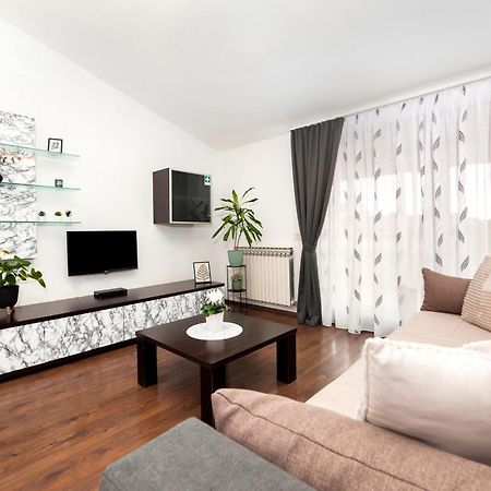 Mate & Mira Apartment Rovinj Exterior photo